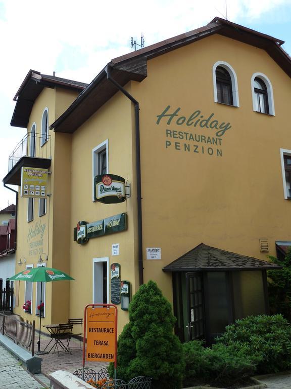 Penzion Holiday Mariánské Lázně Eksteriør bilde